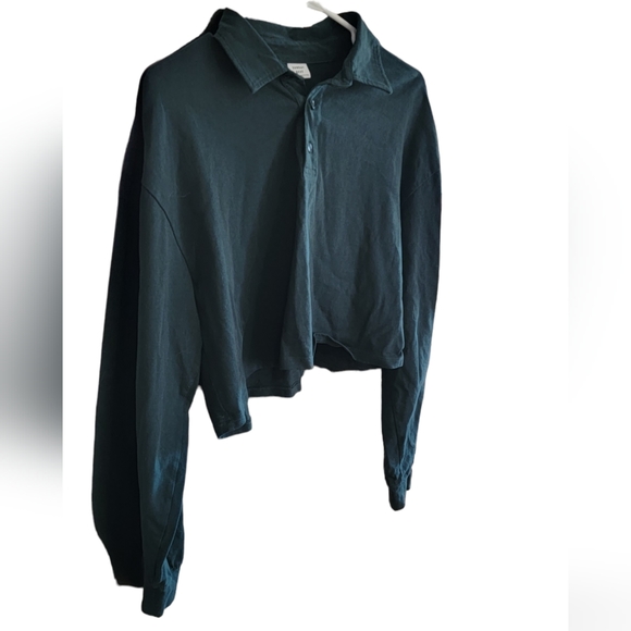 SUNDAY BEST Long Sleeve Crop Top - Picture 2 of 8